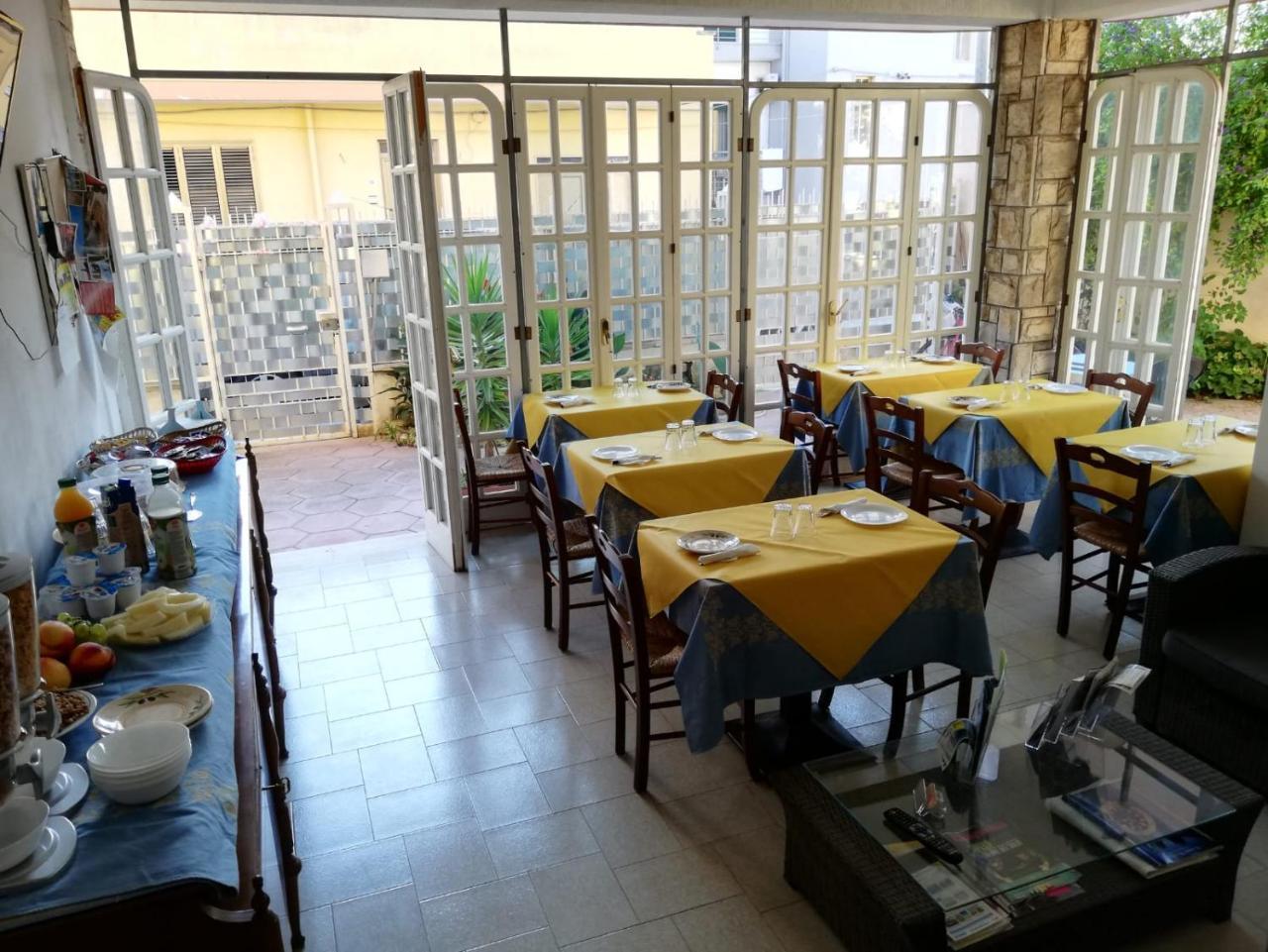 Villa Felice Porto Cesareo Buitenkant foto
